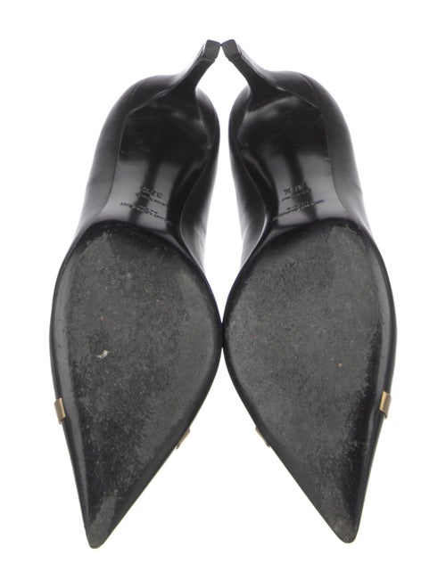 Saint Laurent Leather Pumps