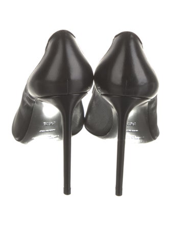 Saint Laurent Leather Pumps