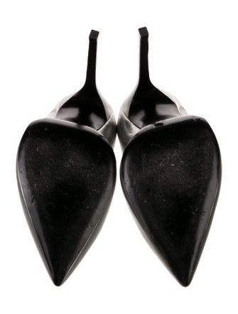 Saint Laurent Leather Pumps