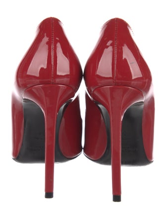 Saint Laurent Patent Leather Pumps