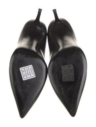 Saint Laurent Leather Pumps