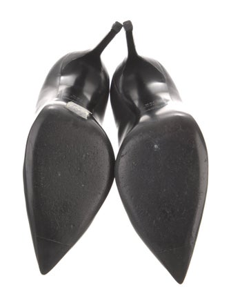 Saint Laurent Leather Pumps
