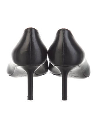 Saint Laurent Leather Pumps