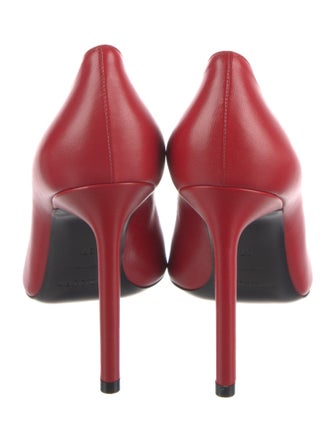 Saint Laurent Leather Pumps