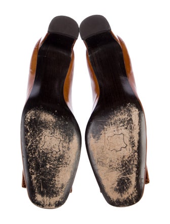 Saint Laurent Patent Leather Pumps