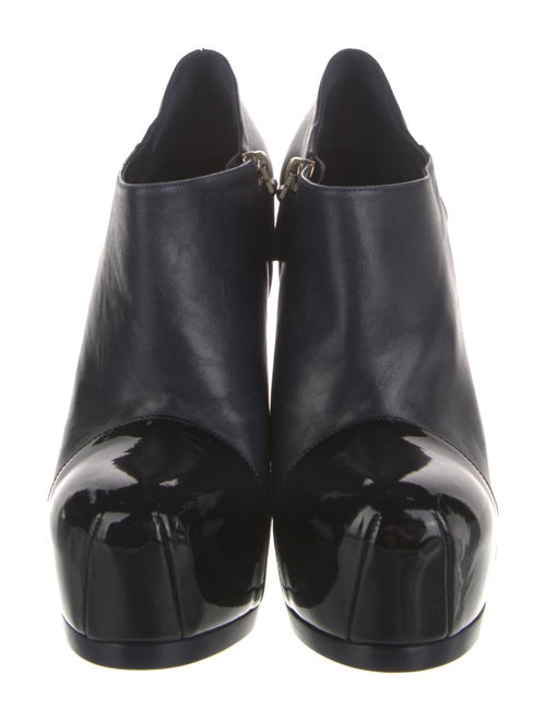 Saint Laurent Leather Pumps