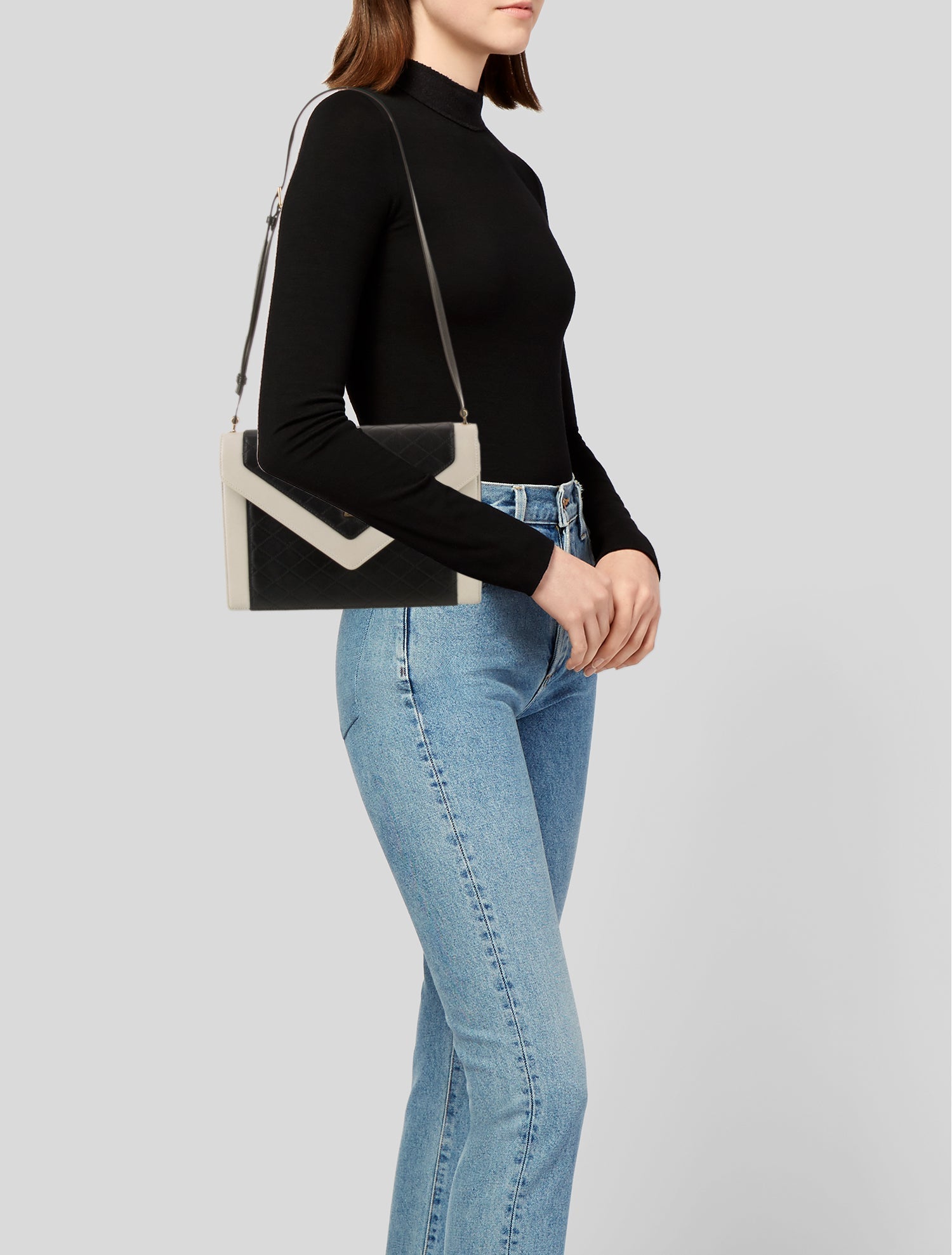 Saint Laurent Leather Shoulder Bag