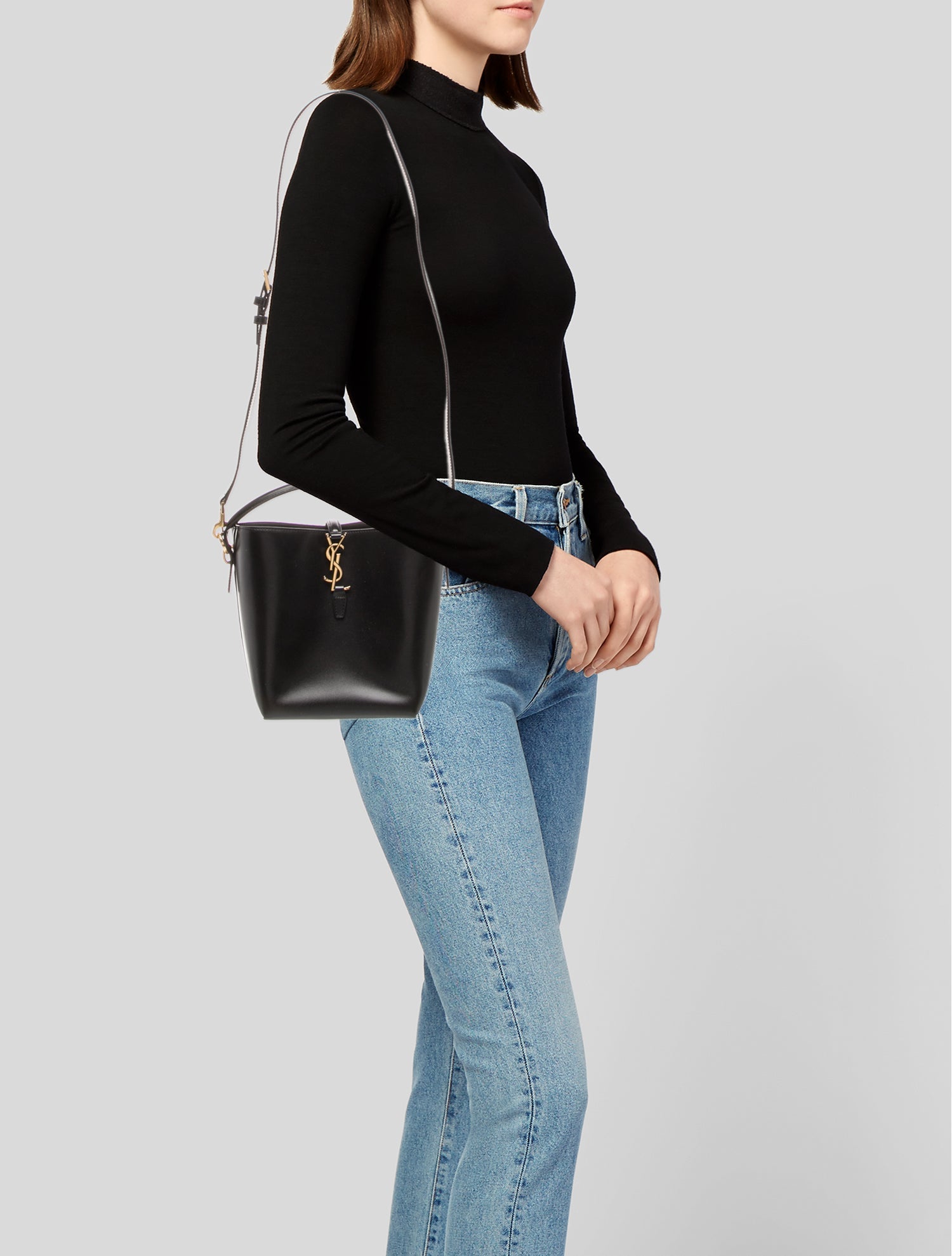 Saint Laurent Leather Le 5 à 7