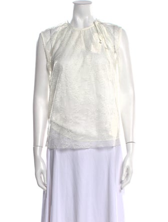 Sándor Crew Neck Sleeveless Blouse