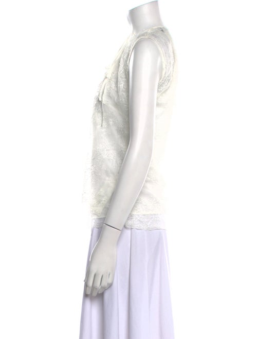 Sándor Crew Neck Sleeveless Blouse