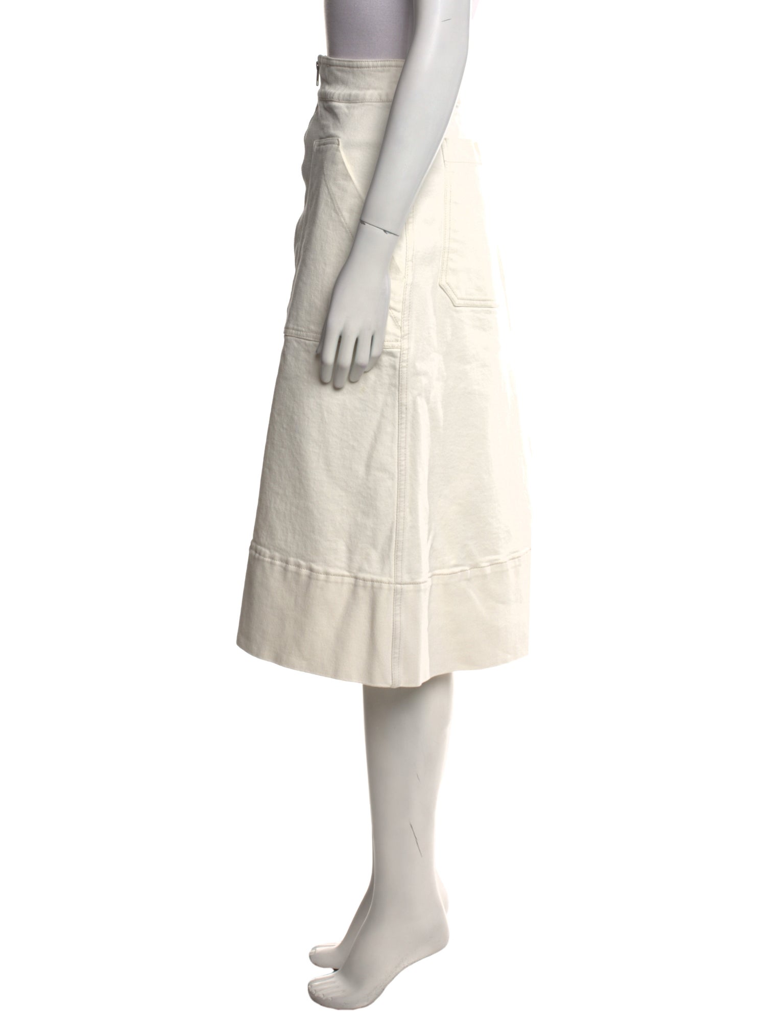 Ssone Knee-Length Skirt