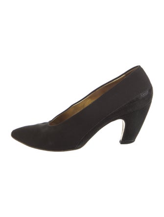 Walter Steiger Canvas Pumps