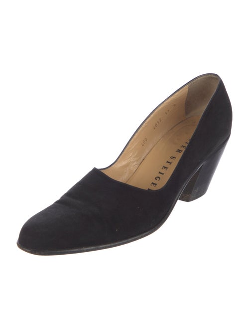Walter Steiger Suede Pumps