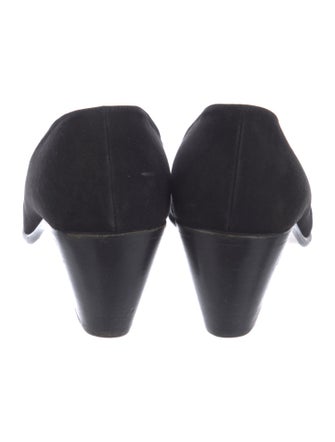 Walter Steiger Suede Pumps
