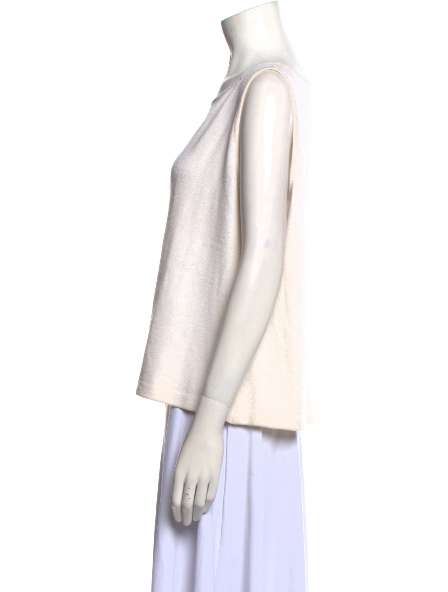 St. John Scoop Neck Sleeveless Top