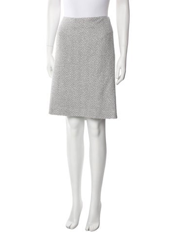 St. John Skirts Knee-Length Skirt US 12 | XL