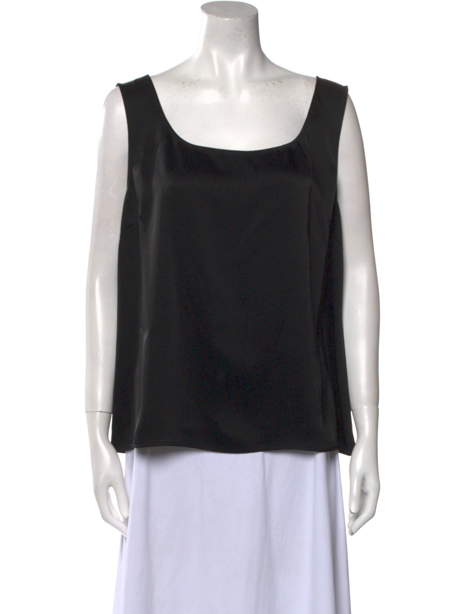St. John Square Neckline Sleeveless Top
