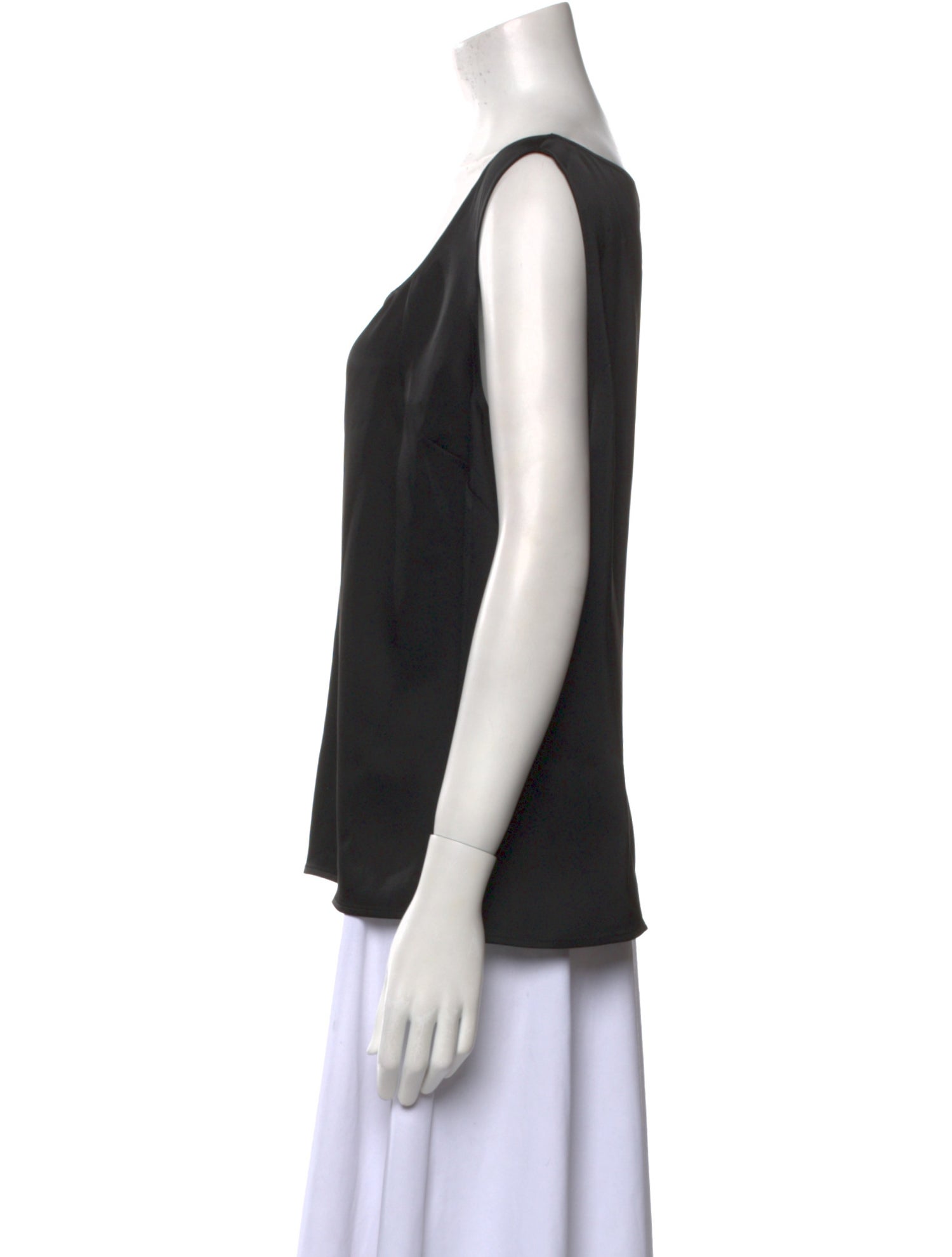 St. John Square Neckline Sleeveless Top