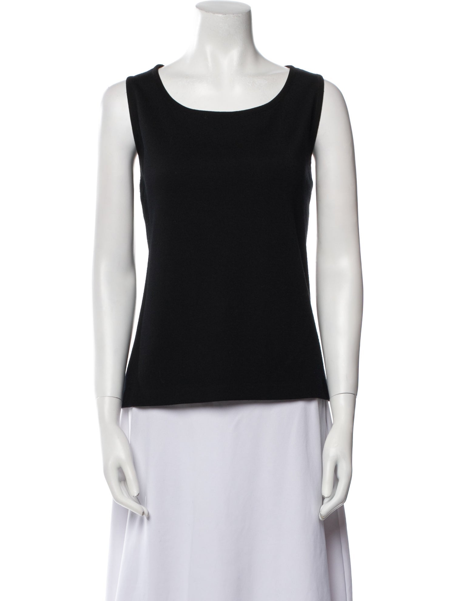 St. John Scoop Neck Sleeveless Top