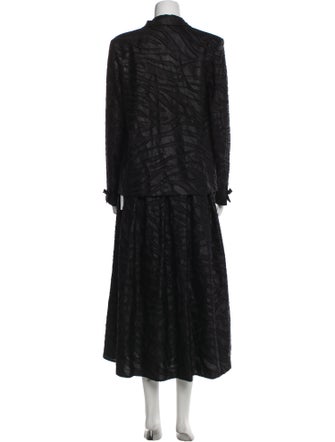 St. John Ruffle Embellishment Skirt Set