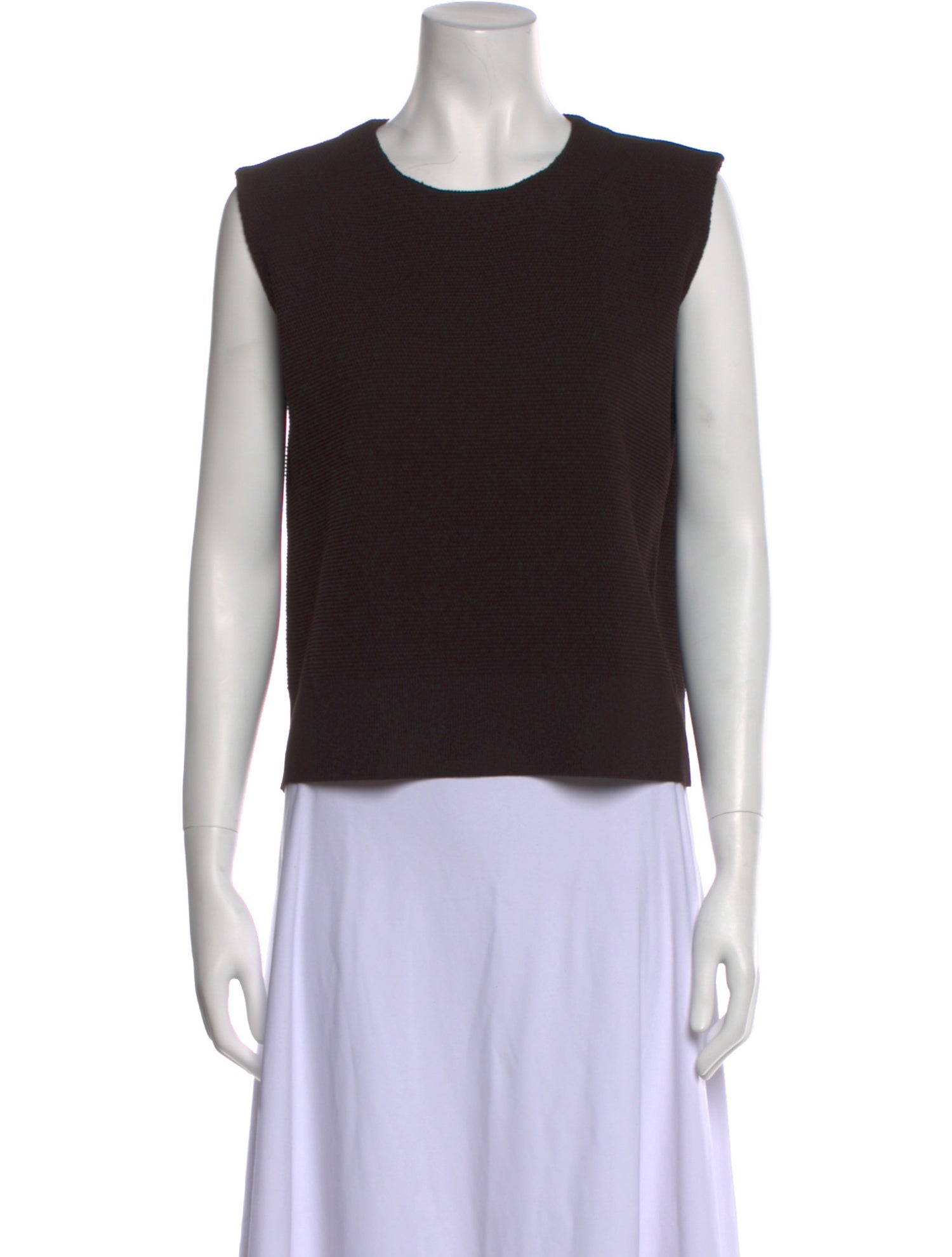 St. John Crew Neck Sleeveless Top