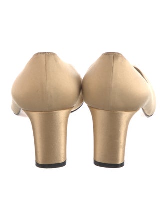 St. John Satin Sequin Embellishments Pumps