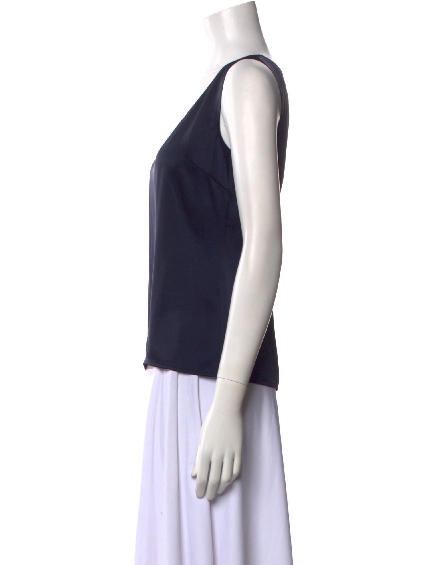St. John Scoop Neck Sleeveless Top w/ Tags