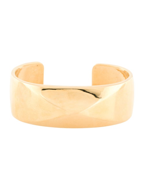 St. John Sculpted Cuff