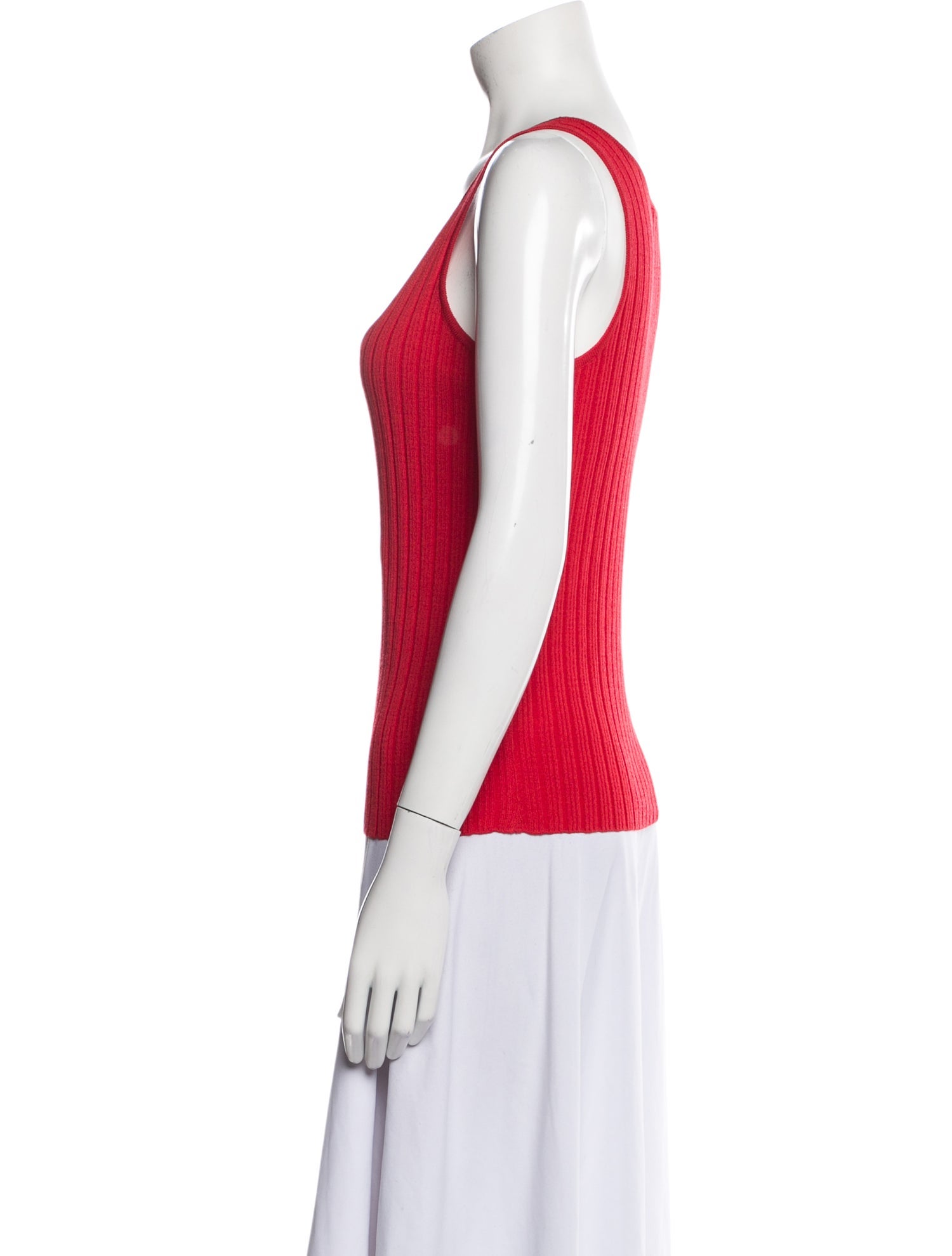 St. John Scoop Neck Sleeveless Top