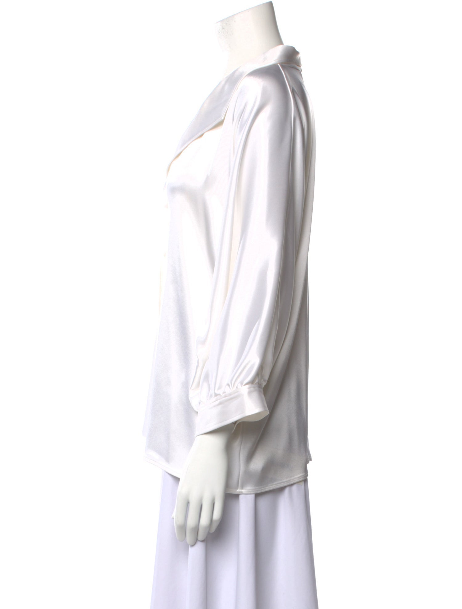 St. John Long Sleeve Button-Up Top