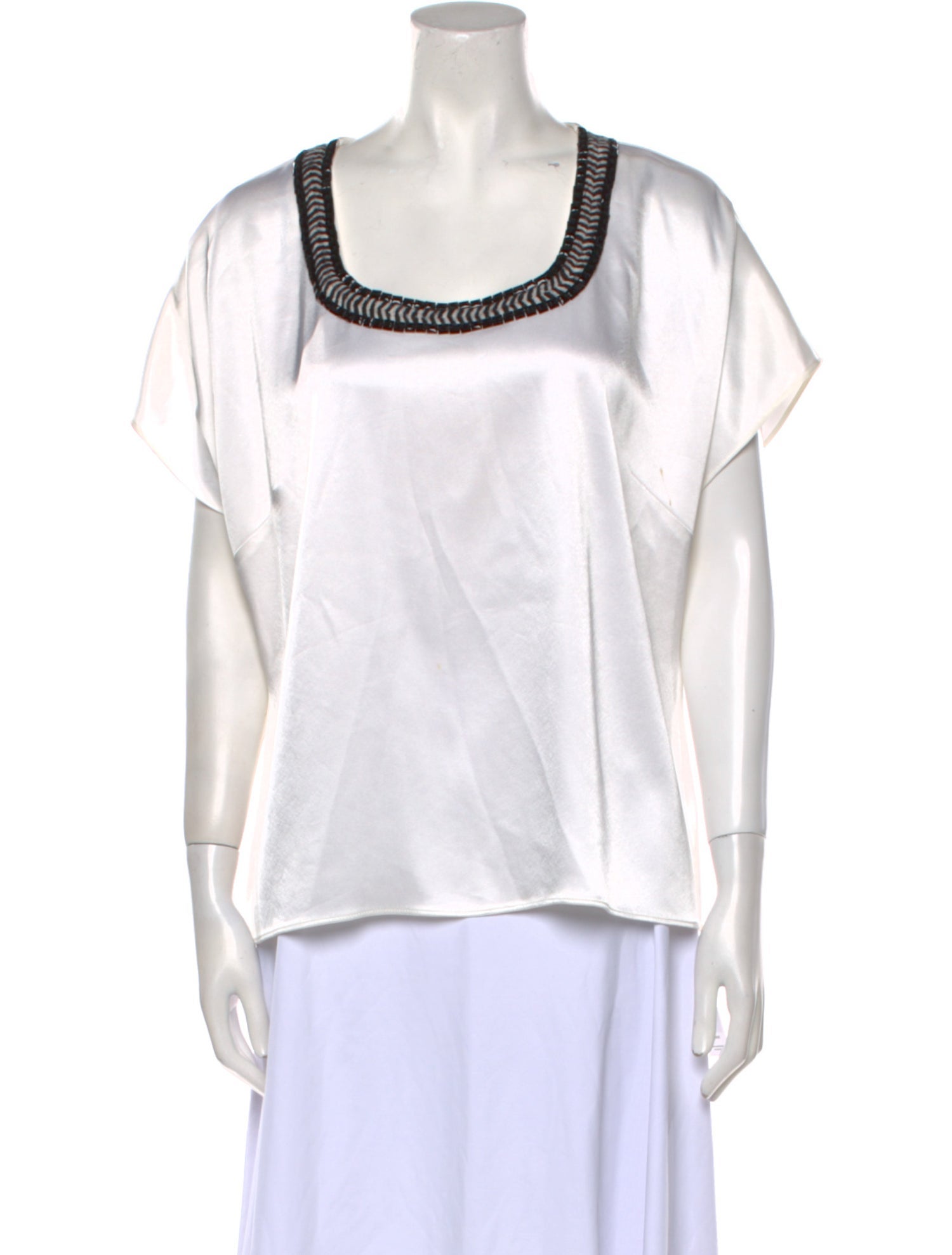 St. John Scoop Neck Short Sleeve T-Shirt