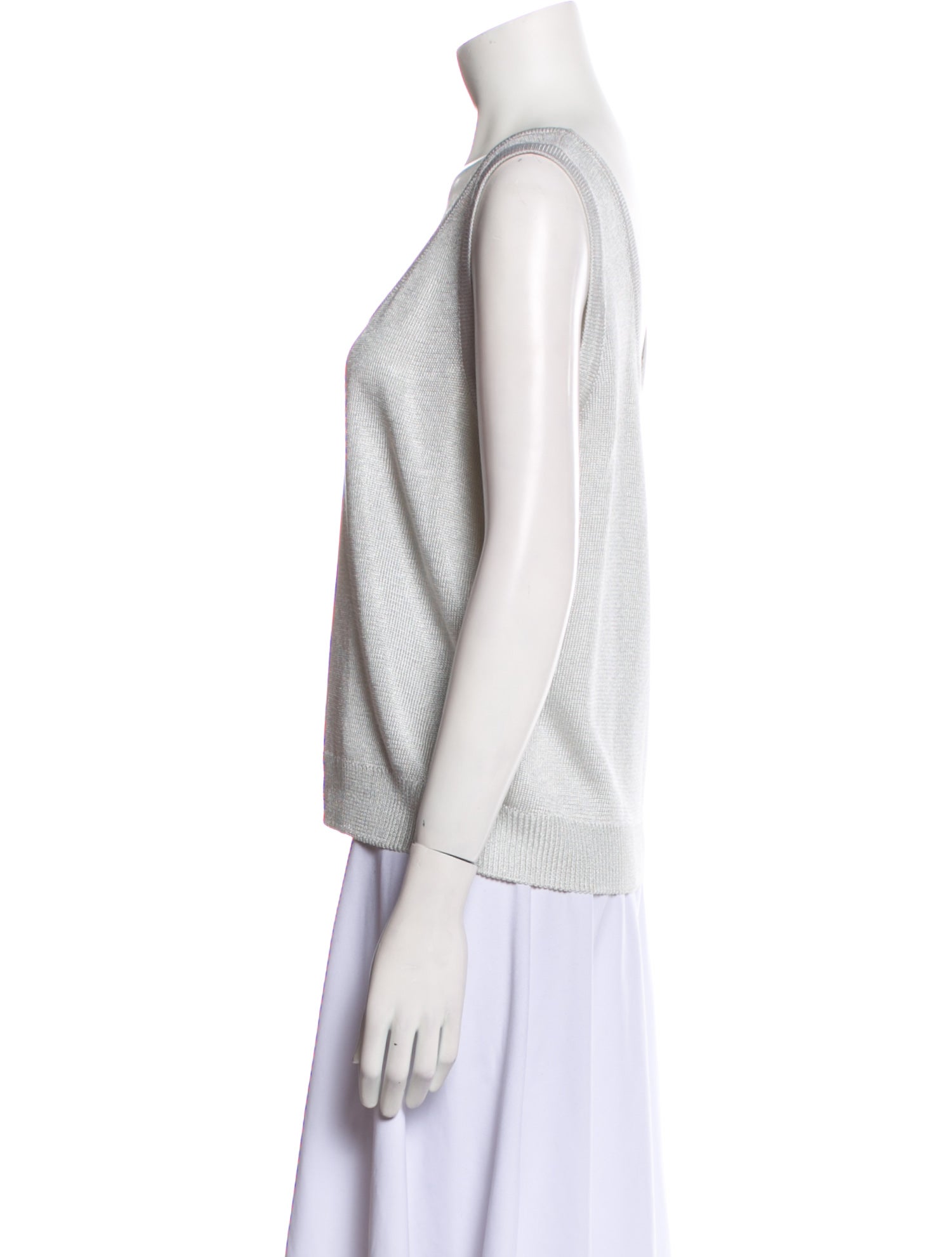 St. John Scoop Neck Sleeveless Top