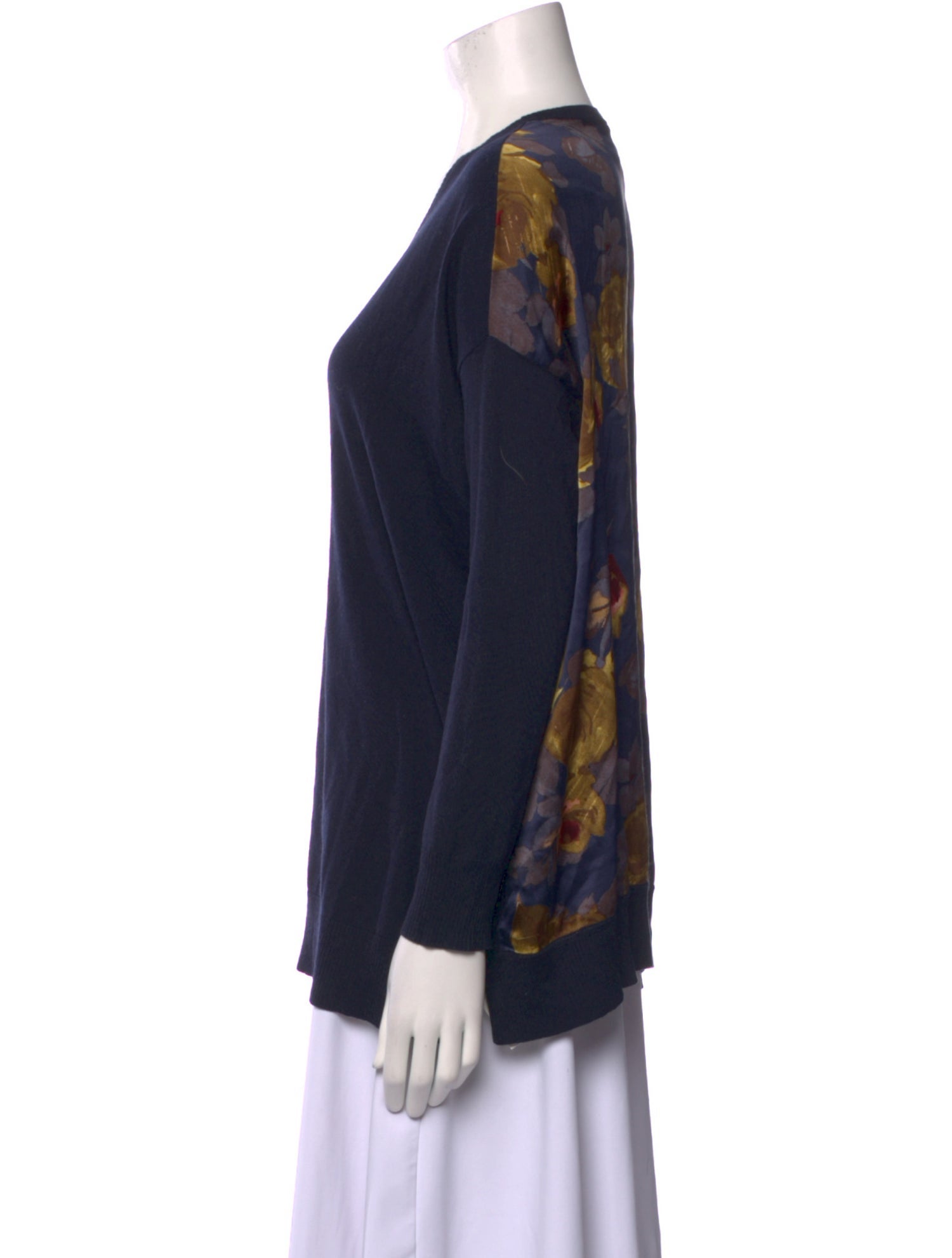 St. John Scoop Neck Long Sleeve Sweatshirt