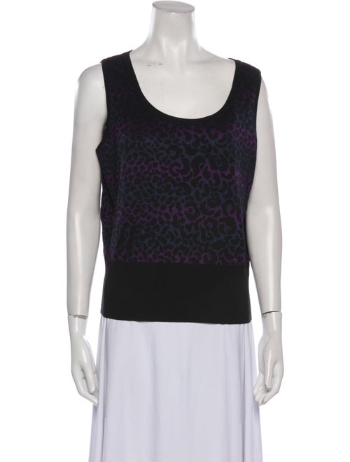 St. John Animal Print Set