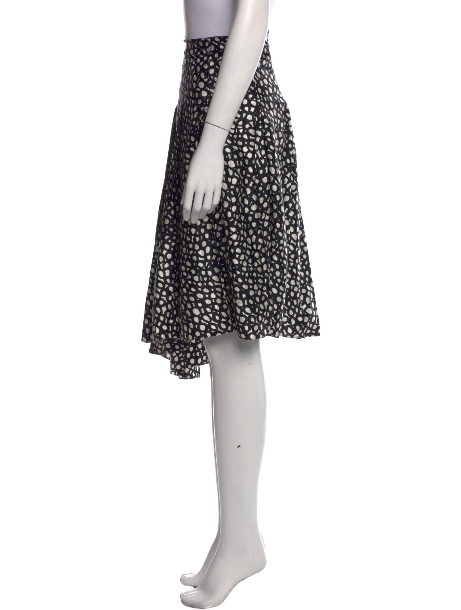 St. John Silk Knee-Length Skirt