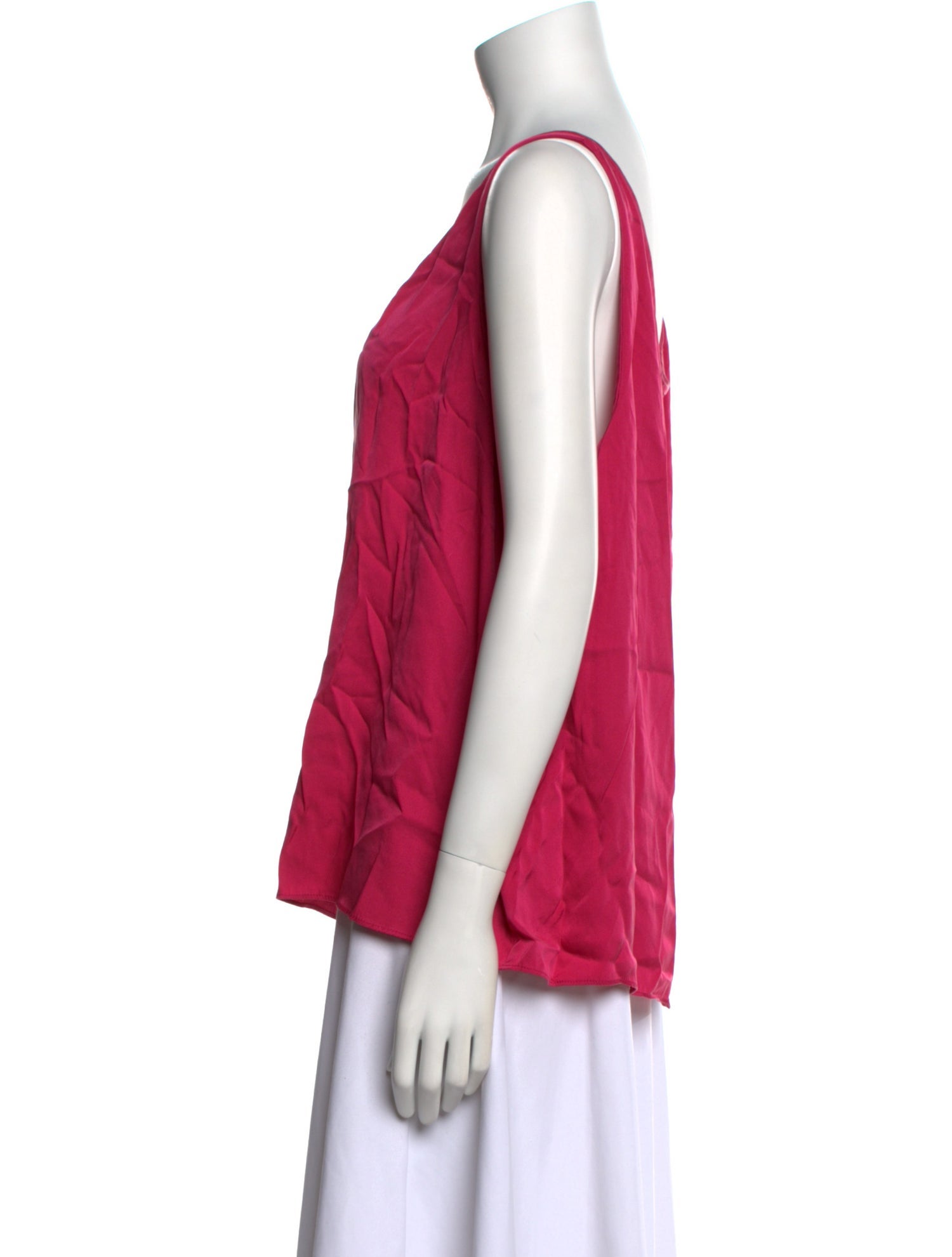 St. John V-Neck Sleeveless Top