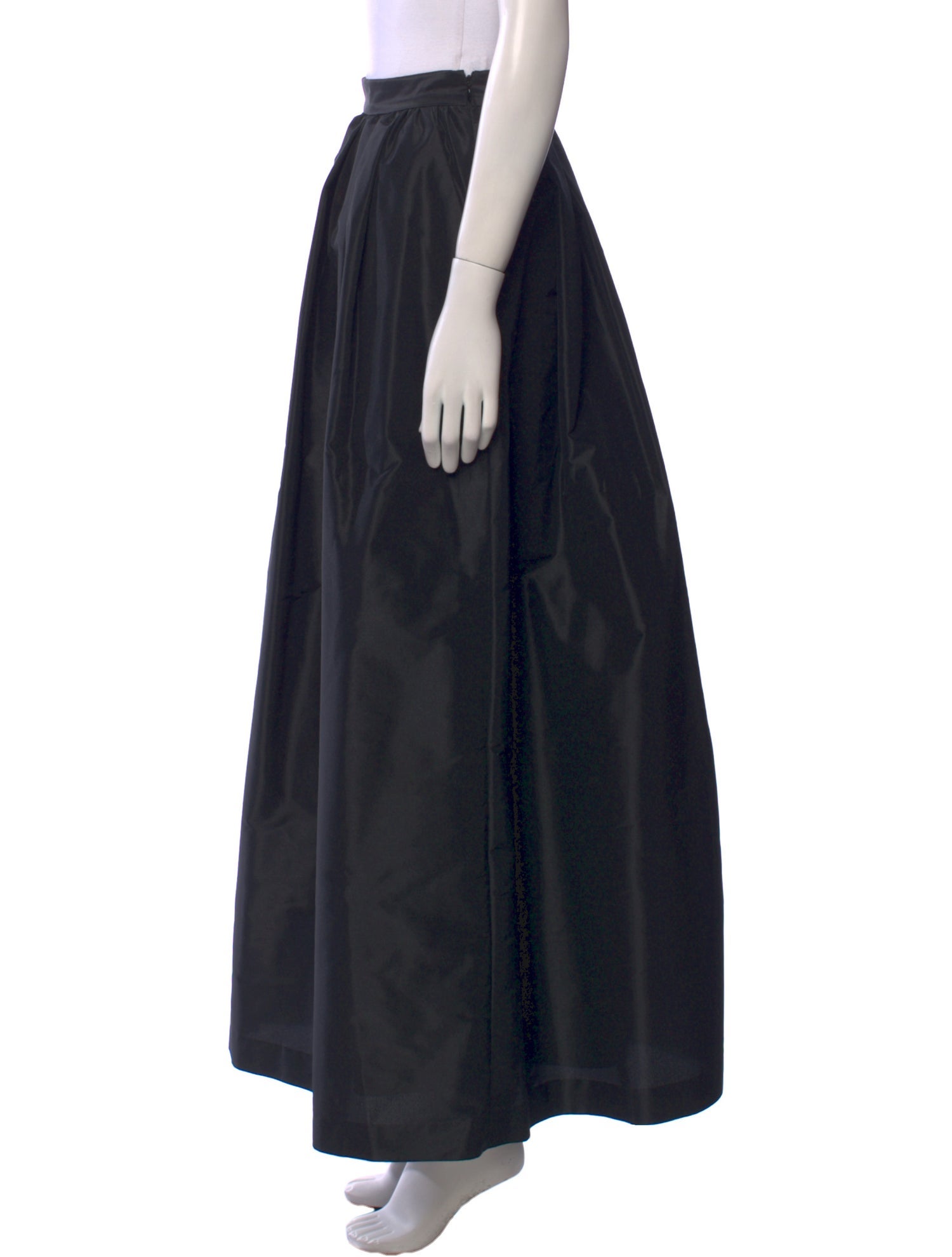 St. John Ruffle Embellishment Long Skirt