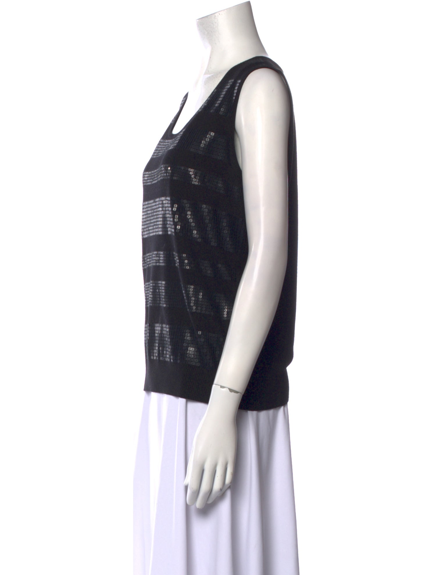 St. John Scoop Neck Sleeveless Top