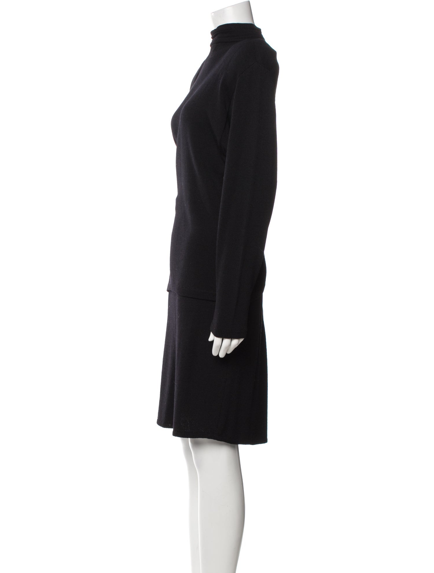 St. John Printed Crystal Embellishments Set