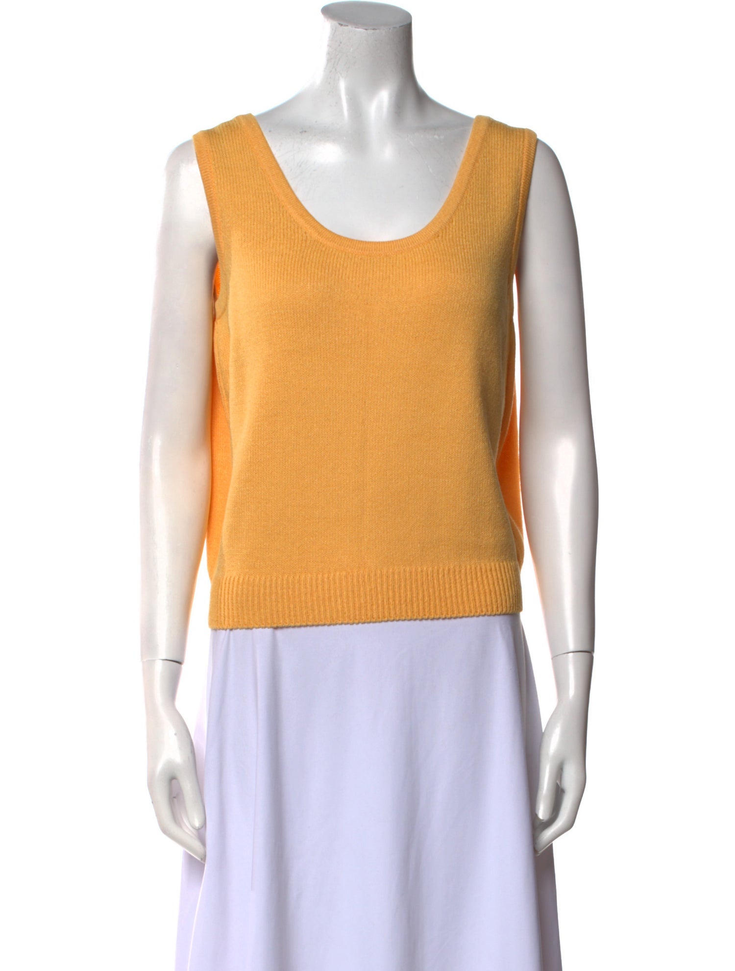 St. John Scoop Neck Sleeveless Top
