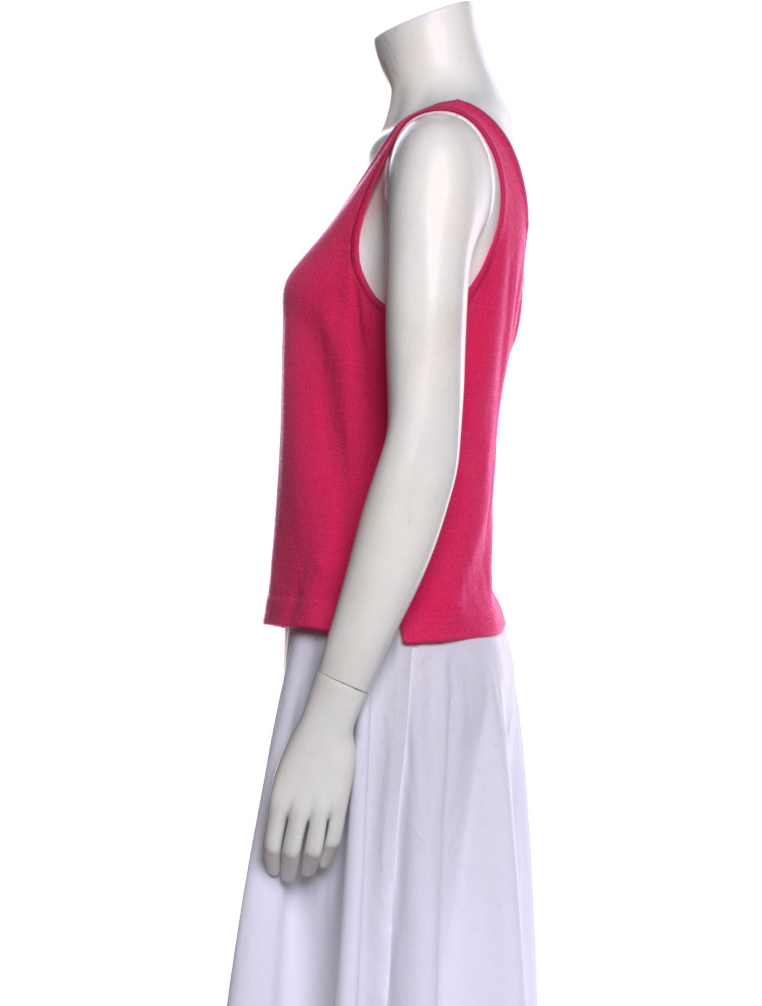 St. John Scoop Neck Sleeveless Top