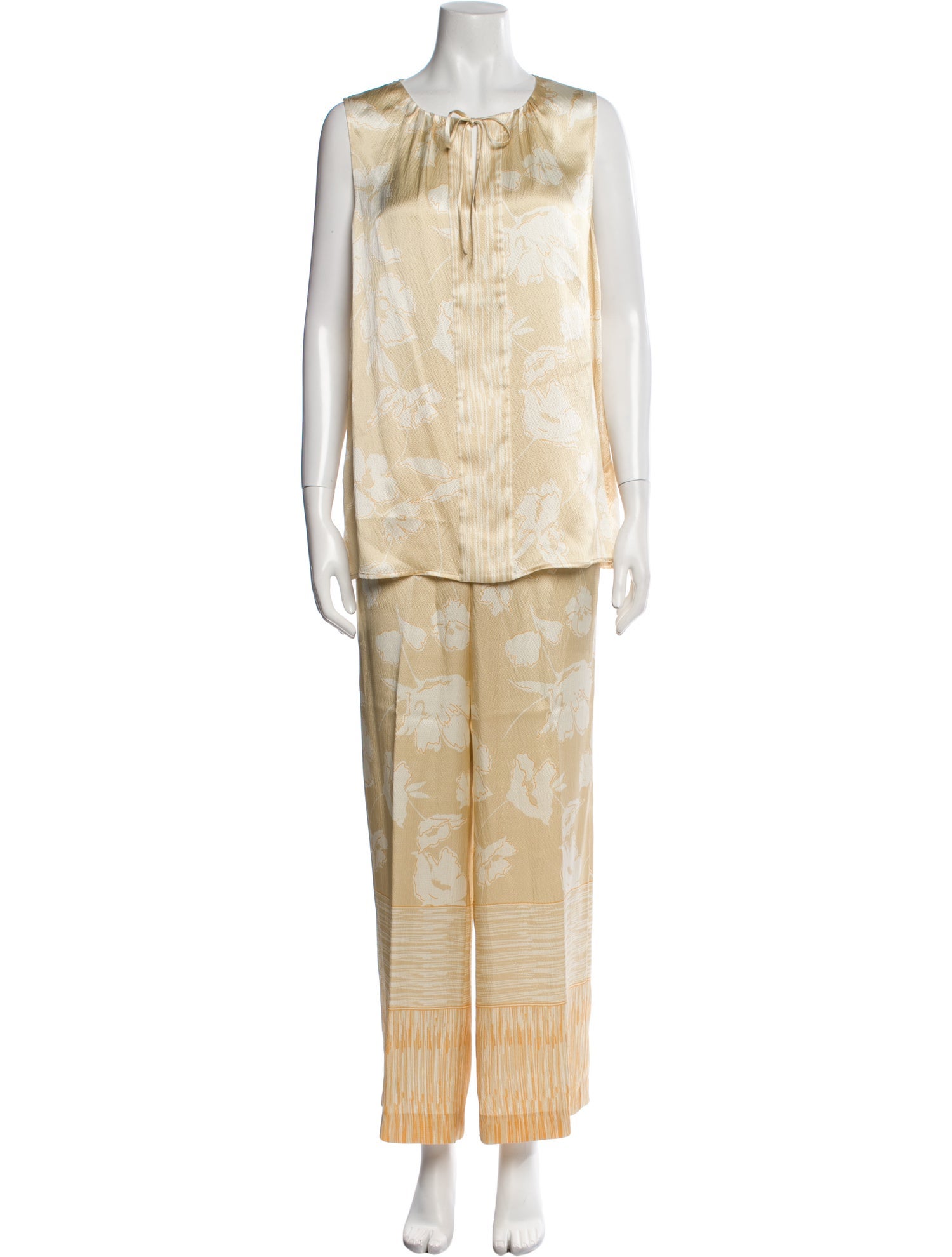 St. John Silk Printed Pant Set