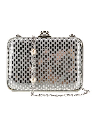 St. John Minaudière