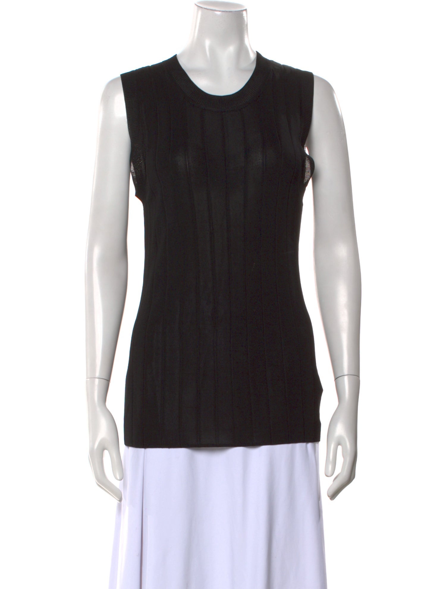 St. John Crew Neck Sleeveless Top