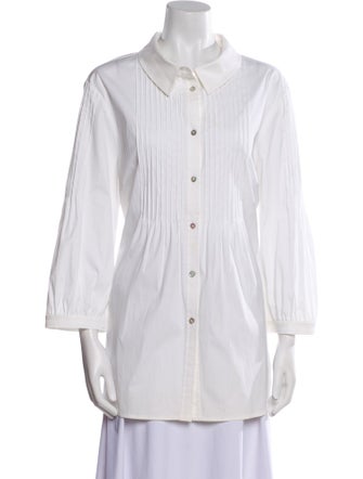 St. John Three-Quarter Sleeve Button-Up Top