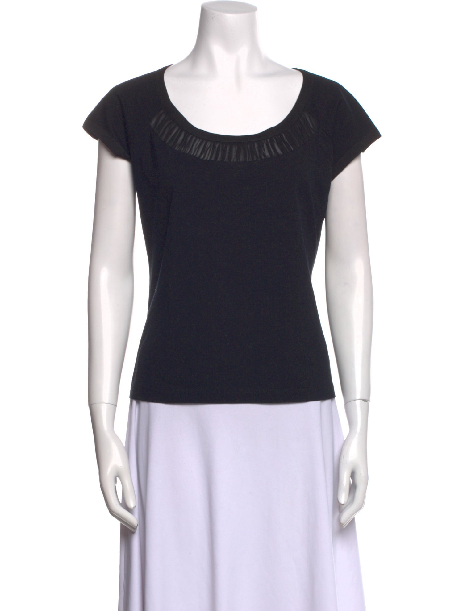 St. John Scoop Neck Short Sleeve T-Shirt