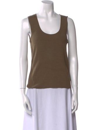 St. John Scoop Neck Sleeveless Top