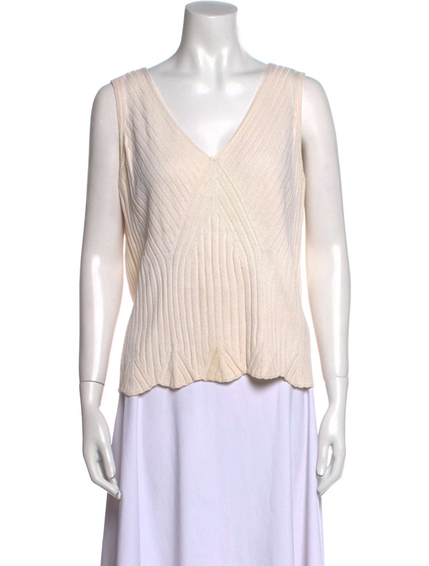 St. John V-Neck Sleeveless Top