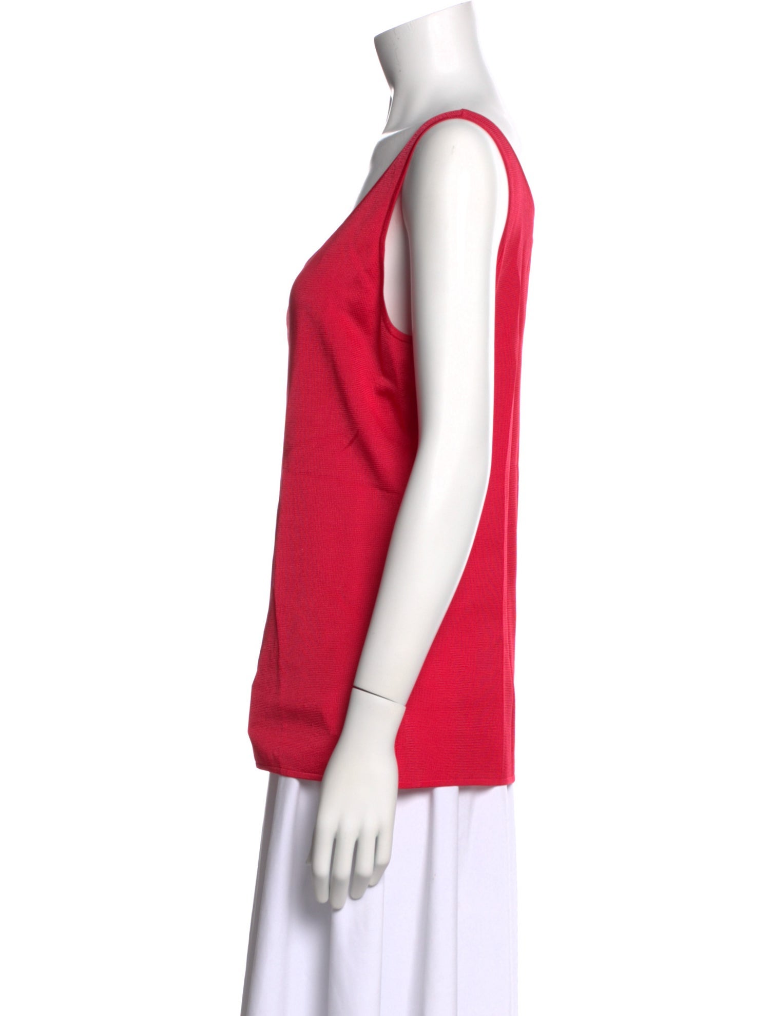 St. John Scoop Neck Sleeveless Top