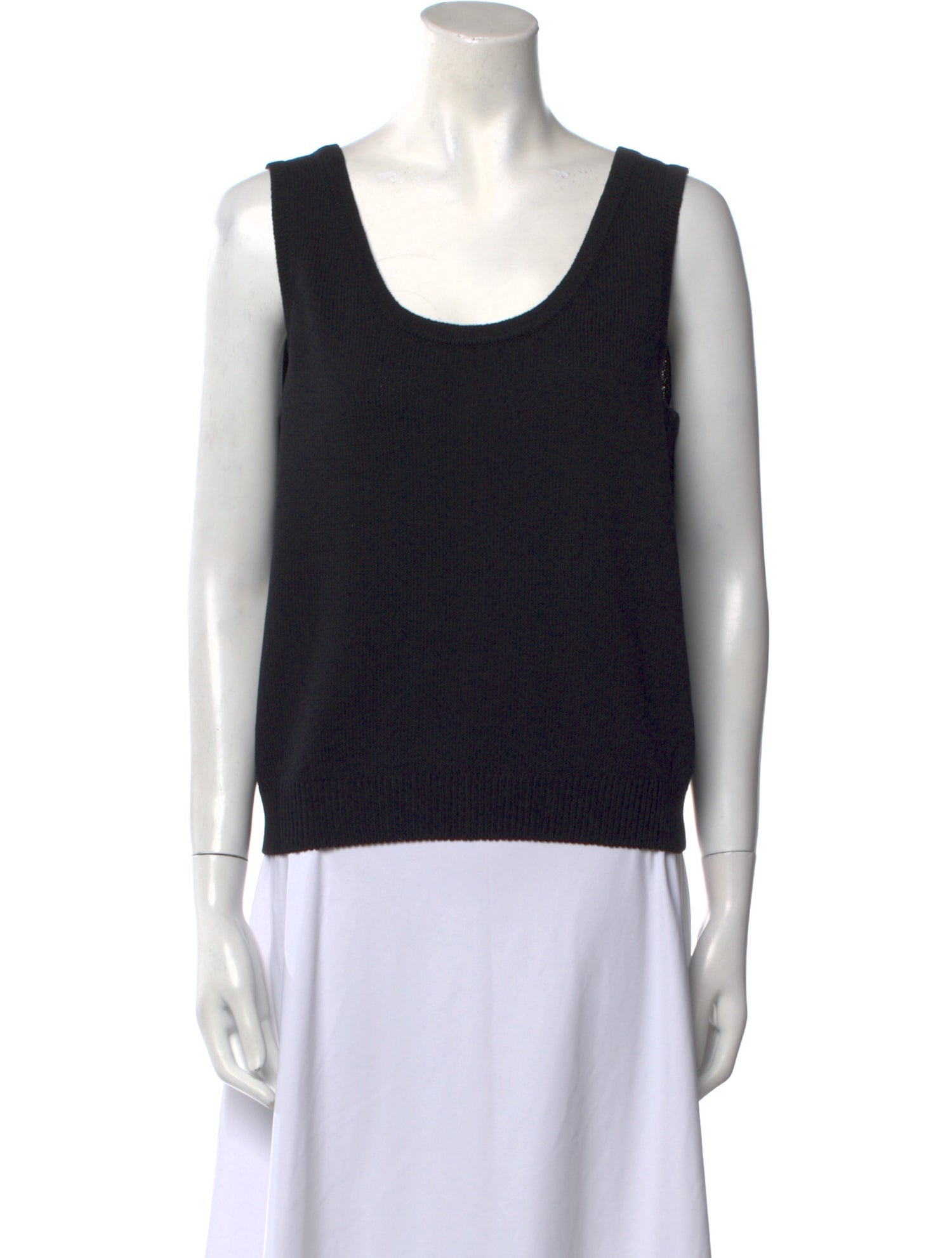St. John Scoop Neck Sleeveless Top